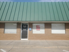 117 N Broadway St, Moore, OK for lease Building Photo- Image 2 of 6