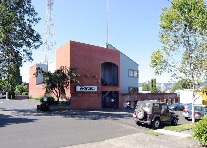 720 NE Flanders St, Portland, OR for sale - Building Photo - Image 1 of 1