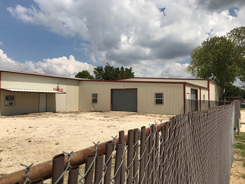 1401 S Broadway St, Joshua, TX for sale - Building Photo - Image 1 of 1
