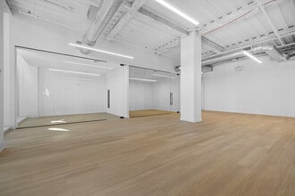 300 Kent Ave, Brooklyn, NY for lease Interior Photo- Image 2 of 9