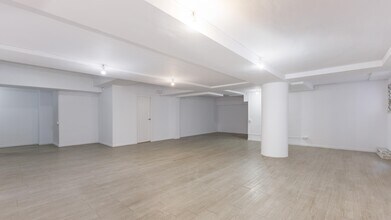 Gran Vía Corts Catalanes, 535, Barcelona, Barcelona for lease Interior Photo- Image 2 of 15