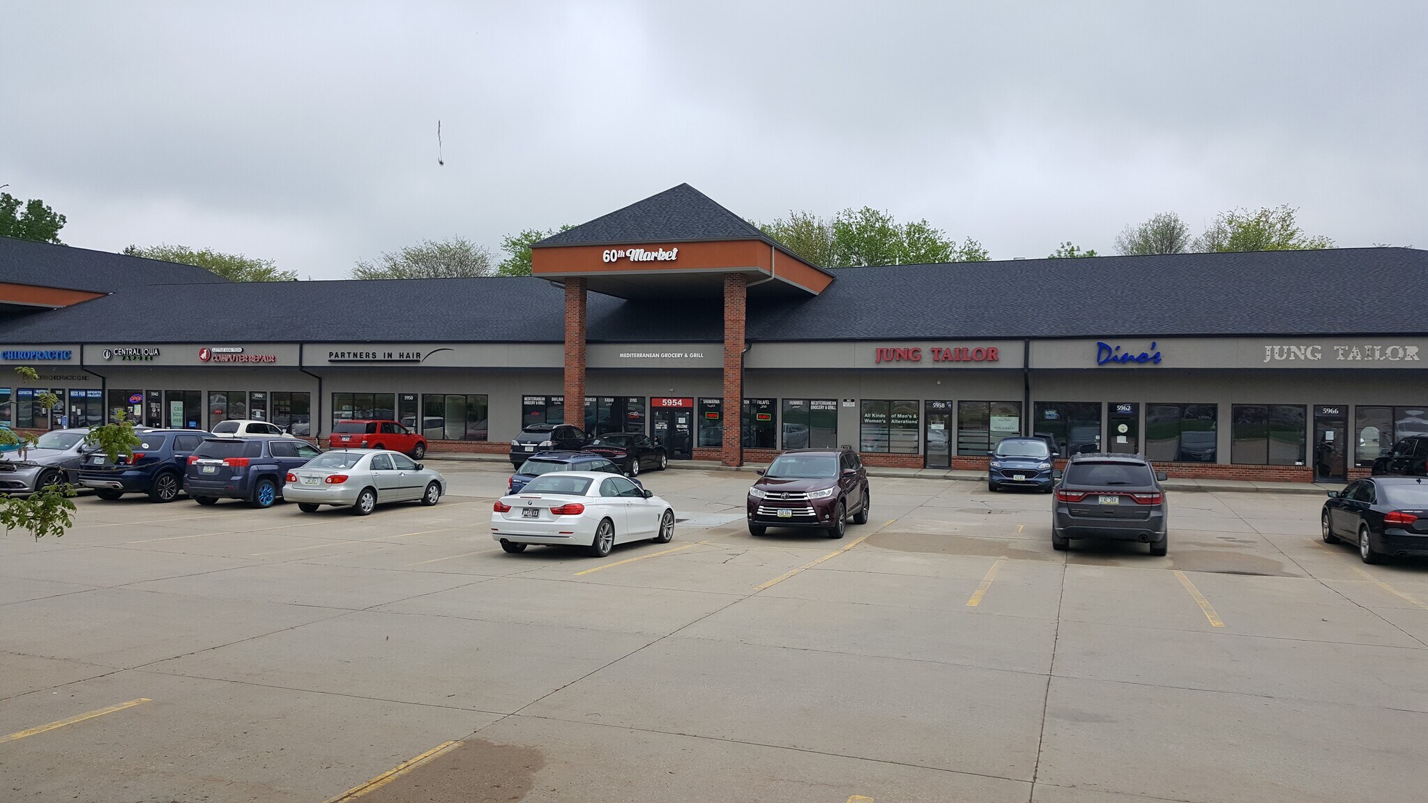 5902-5970 Ashworth Rd, West Des Moines, IA for sale Building Photo- Image 1 of 1