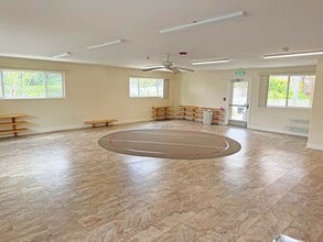 867 Sycamore Ave, Vista, CA for lease Interior Photo- Image 2 of 4