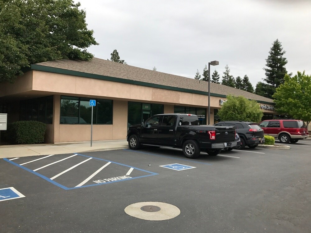 7805 Laguna Blvd, Elk Grove, CA for sale Building Photo- Image 1 of 1