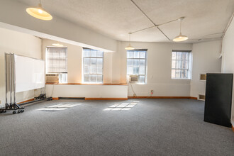 1621 Hennepin Ave, Minneapolis, MN for lease Interior Photo- Image 2 of 6