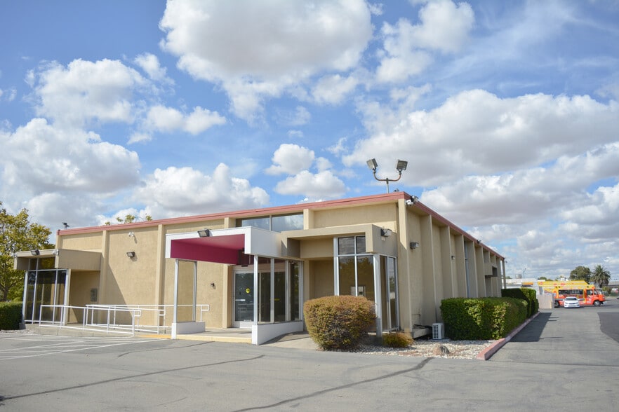 5440 Dudley Blvd, Mcclellan, CA for lease - Building Photo - Image 2 of 6