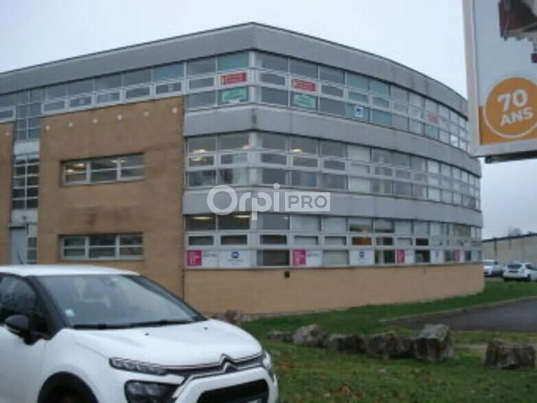 Office in Nevers for lease - Building Photo - Image 1 of 5