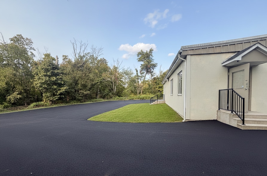 295B WindyBush, New Hope, PA for lease - Building Photo - Image 2 of 6