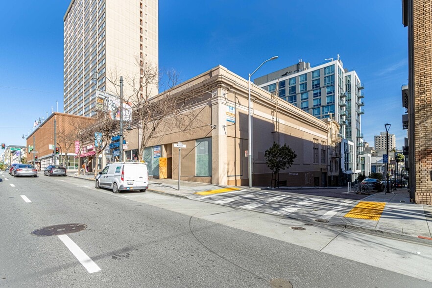 1430-1480 Van Ness Ave, San Francisco, CA for lease - Building Photo - Image 3 of 13