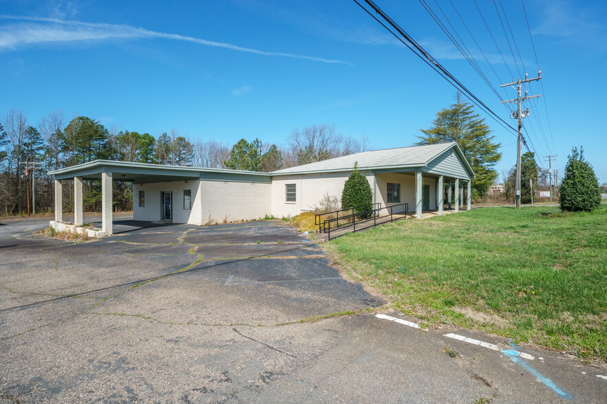 16601 Old Statesville Rd, Huntersville, NC for sale - Building Photo - Image 2 of 20