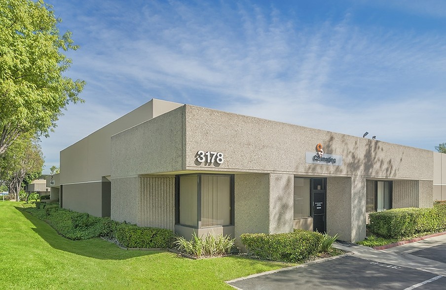 130 McCormick Ave, Costa Mesa, CA for lease - Building Photo - Image 2 of 6