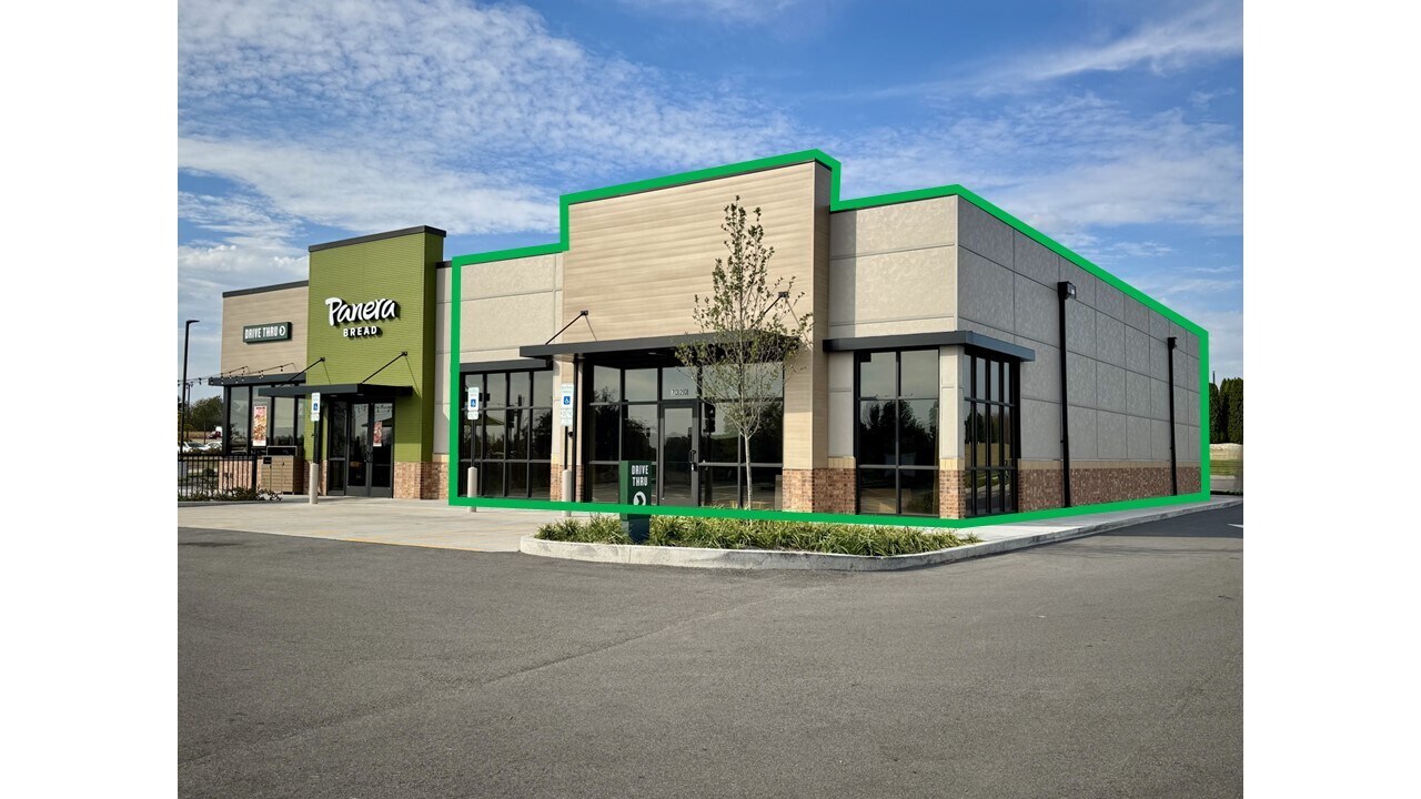 7310 E Riverside Blvd, Loves Park, IL for lease Building Photo- Image 1 of 8