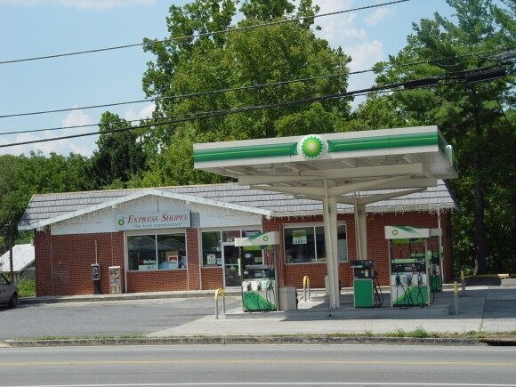 2635 Colonial Ave SW, Roanoke, VA for sale Primary Photo- Image 1 of 1