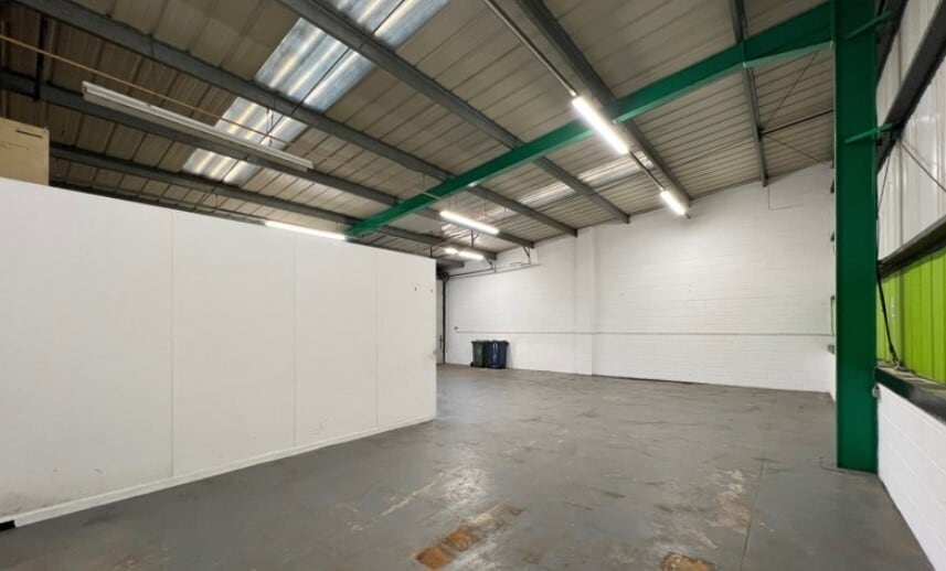 Jedburgh Ct, Gateshead for lease Interior Photo- Image 1 of 8