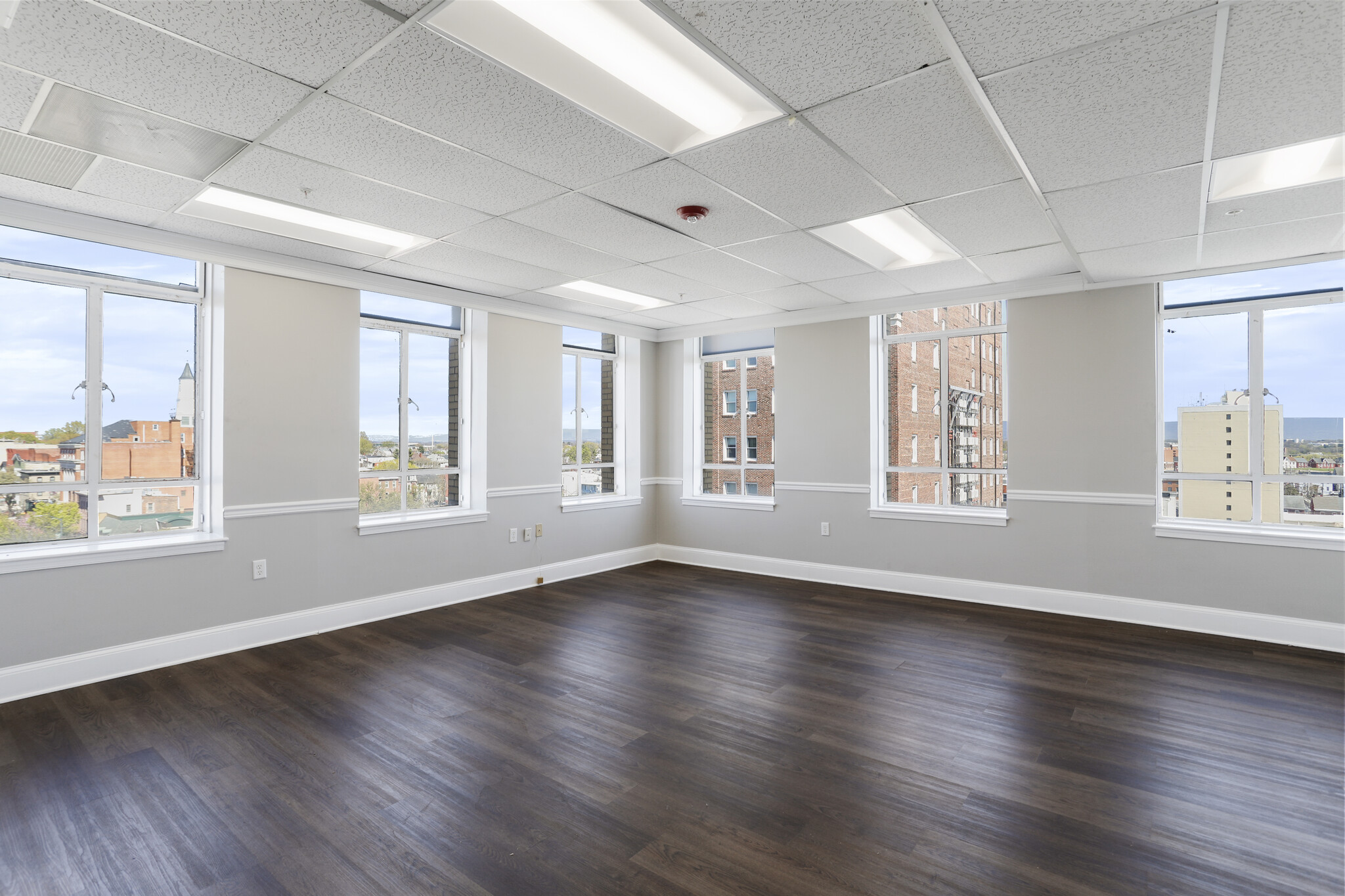 5 Public Sq, Hagerstown, MD for lease Building Photo- Image 1 of 7