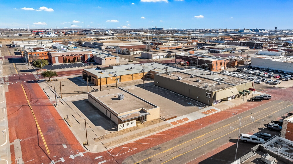 1413 Texas Ave, Lubbock, TX for sale - Building Photo - Image 2 of 10