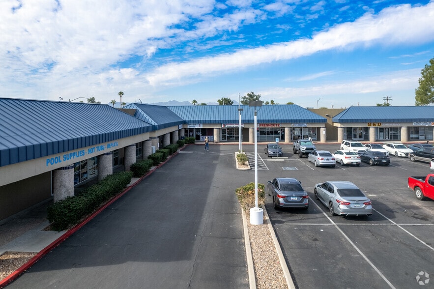 3655 N Oracle Rd, Tucson, AZ for lease - Primary Photo - Image 1 of 5