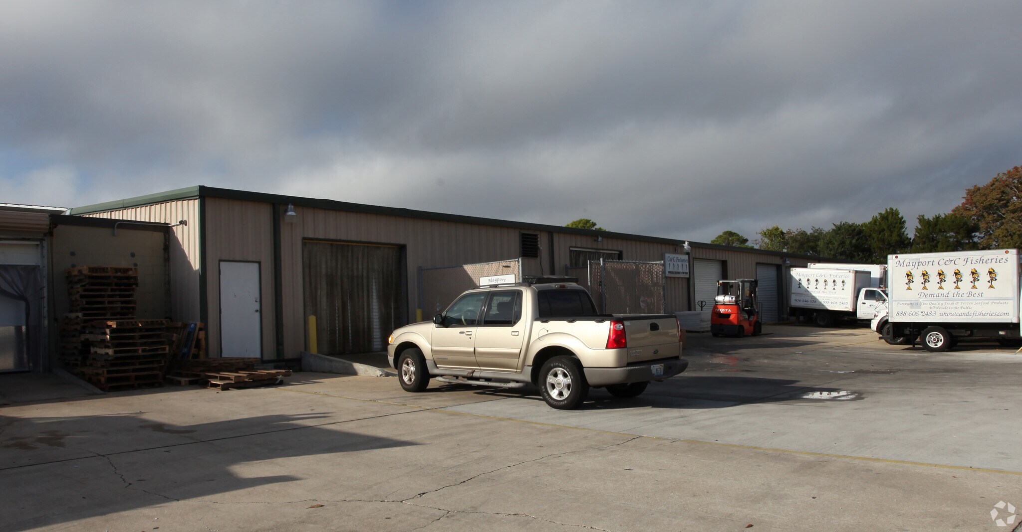 36-52 6th St W, Atlantic Beach, FL for sale Primary Photo- Image 1 of 1