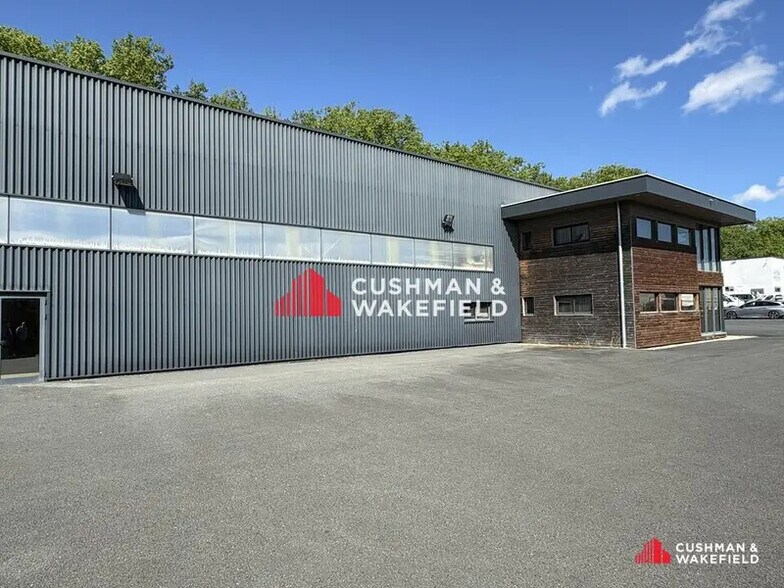 Flex in Fréjeville for sale - Building Photo - Image 2 of 7