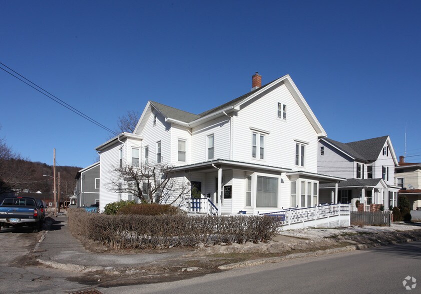 45 Center St, Winsted, CT for sale - Primary Photo - Image 1 of 1