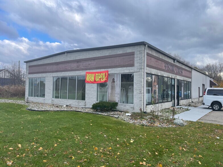 1159 W Hill Rd, Flint, MI for sale - Building Photo - Image 1 of 1
