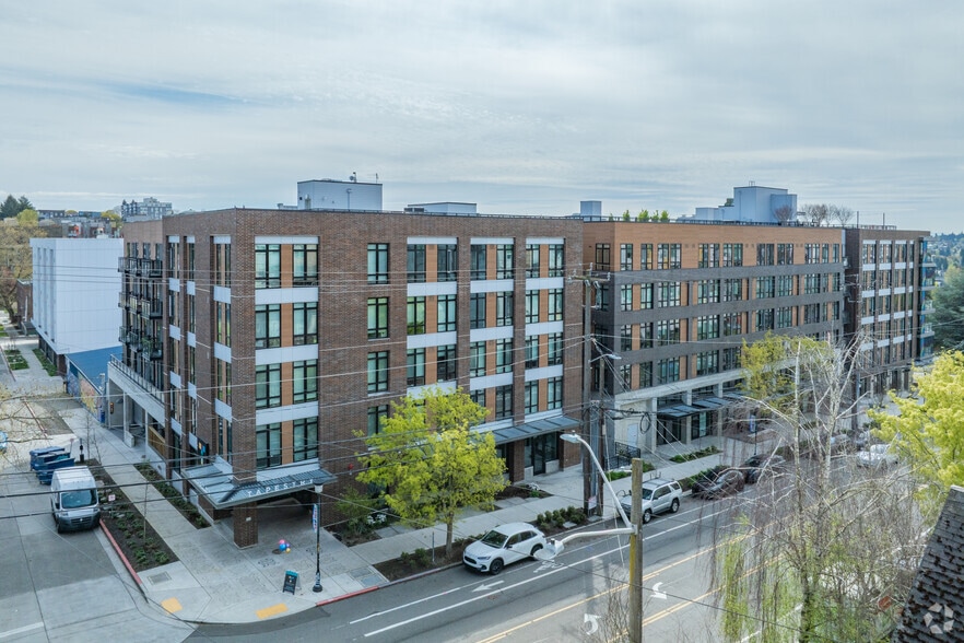 104 12th Ave, Seattle, WA for lease - Building Photo - Image 2 of 36