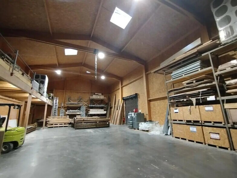 Flex in Saint-Orens-de-Gameville for sale - Interior Photo - Image 1 of 10