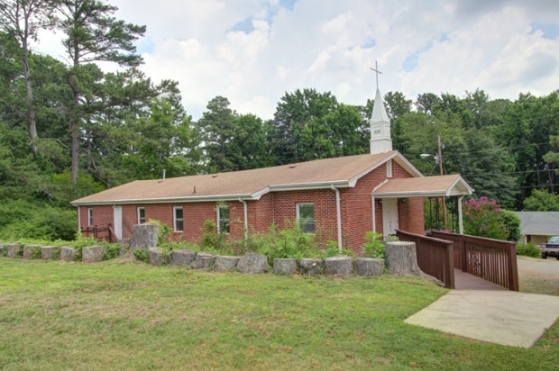 3264 Howell Cir, Duluth, GA for sale - Building Photo - Image 1 of 1