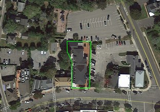 132 Main St, Westhampton Beach, NY - aerial  map view