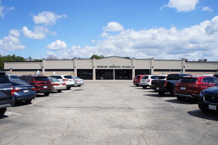 4101 Wesley St, Greenville, TX for lease - Building Photo - Image 2 of 21