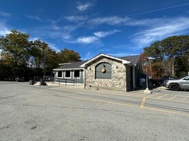 443 Worcester Rd, Charlton MA - Pub