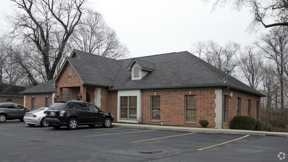 5 Executive Woods Ct, Swansea, IL for lease - Building Photo - Image 3 of 3