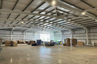 Park Ln, Corsham for lease Interior Photo- Image 2 of 2