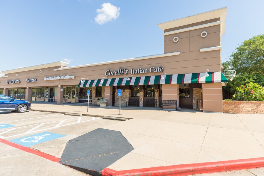 3111-3229 Highway 6, Sugar Land, TX for lease - Building Photo - Image 2 of 5