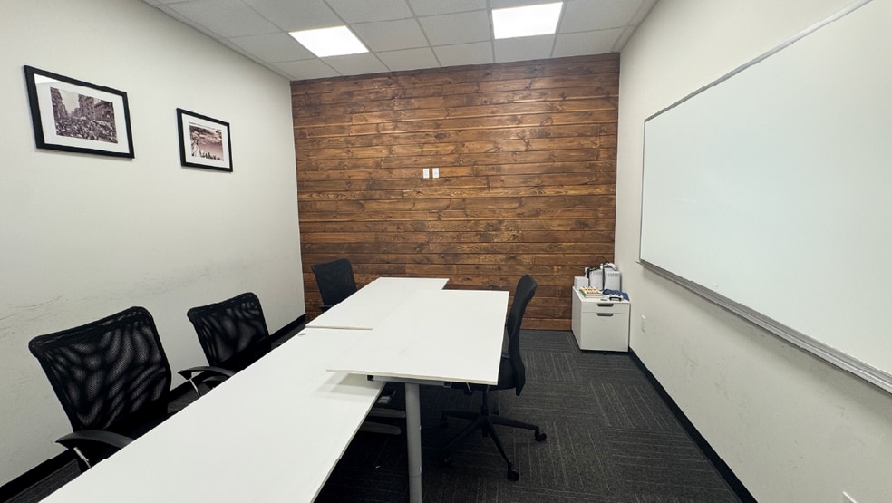 36-16 29th St, Long Island City, NY for sale - Building Photo - Image 2 of 9