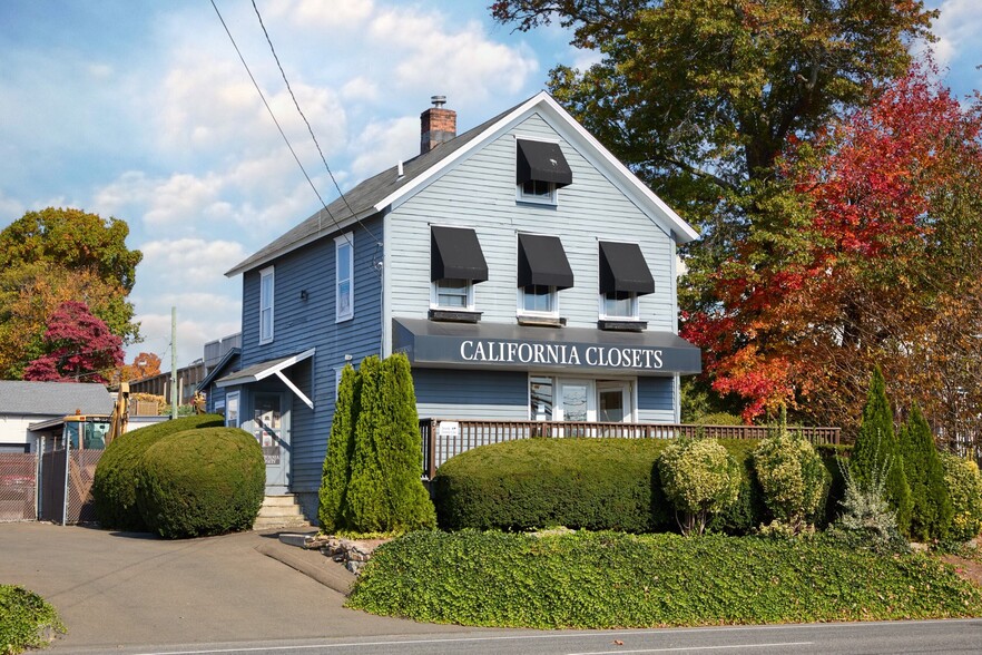 565 Westport Ave, Norwalk, CT for lease - Building Photo - Image 1 of 5