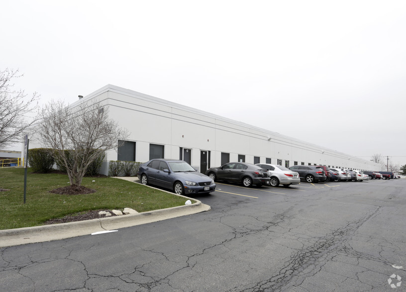 1312 Marquette Dr, Romeoville, IL for lease - Primary Photo - Image 1 of 6