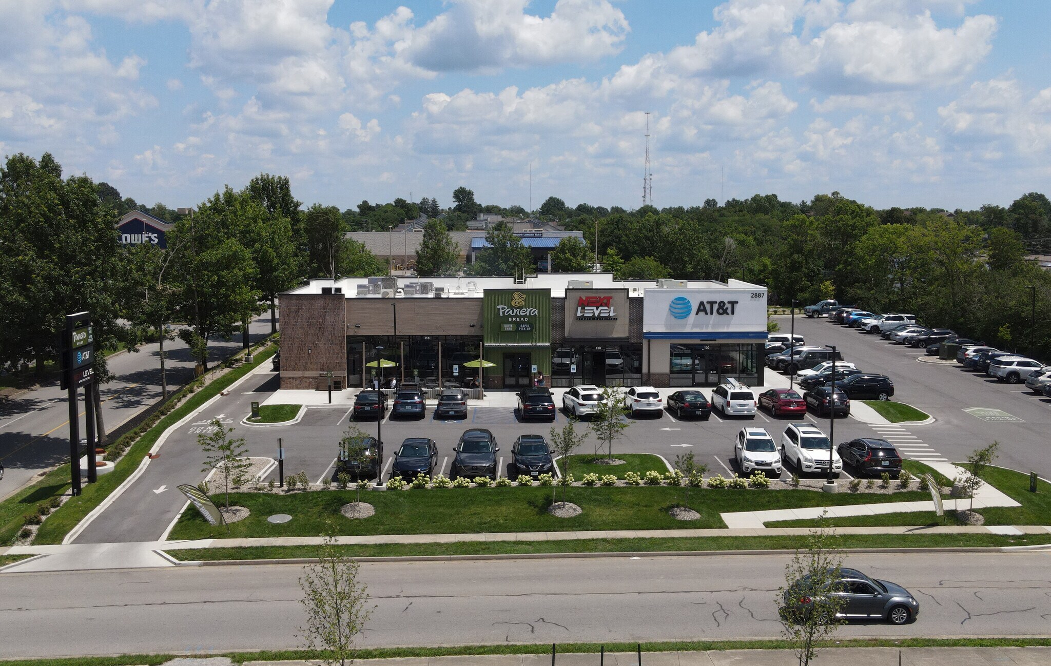 2887 Richmond Rd, Lexington, KY for sale Primary Photo- Image 1 of 12