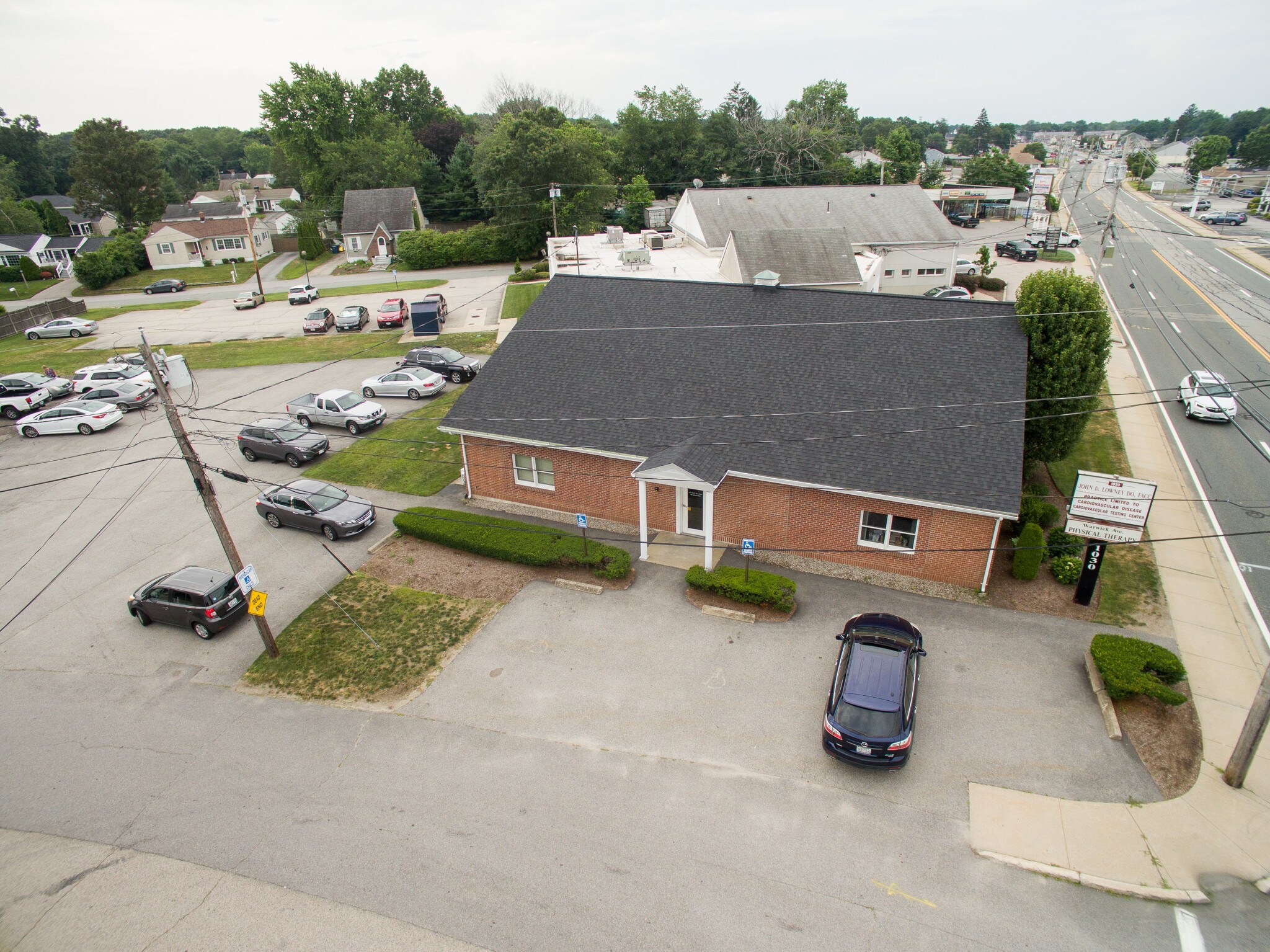 1030 Warwick Ave, Warwick, RI for sale Primary Photo- Image 1 of 1
