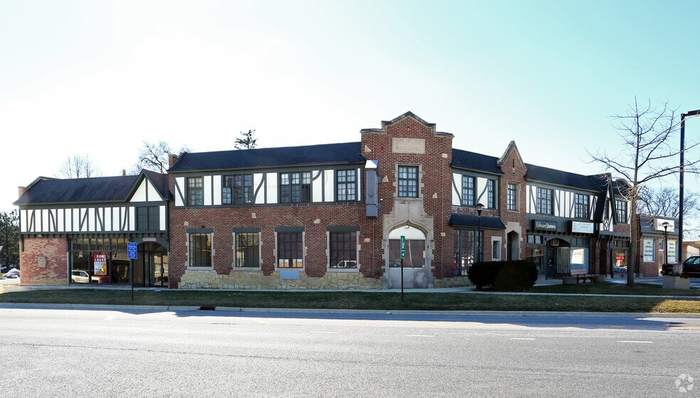 28W571 Batavia Rd, Warrenville, IL for sale - Primary Photo - Image 1 of 1