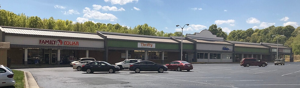 2206-2212 W Webb Ave, Burlington, NC for lease - Building Photo - Image 3 of 11