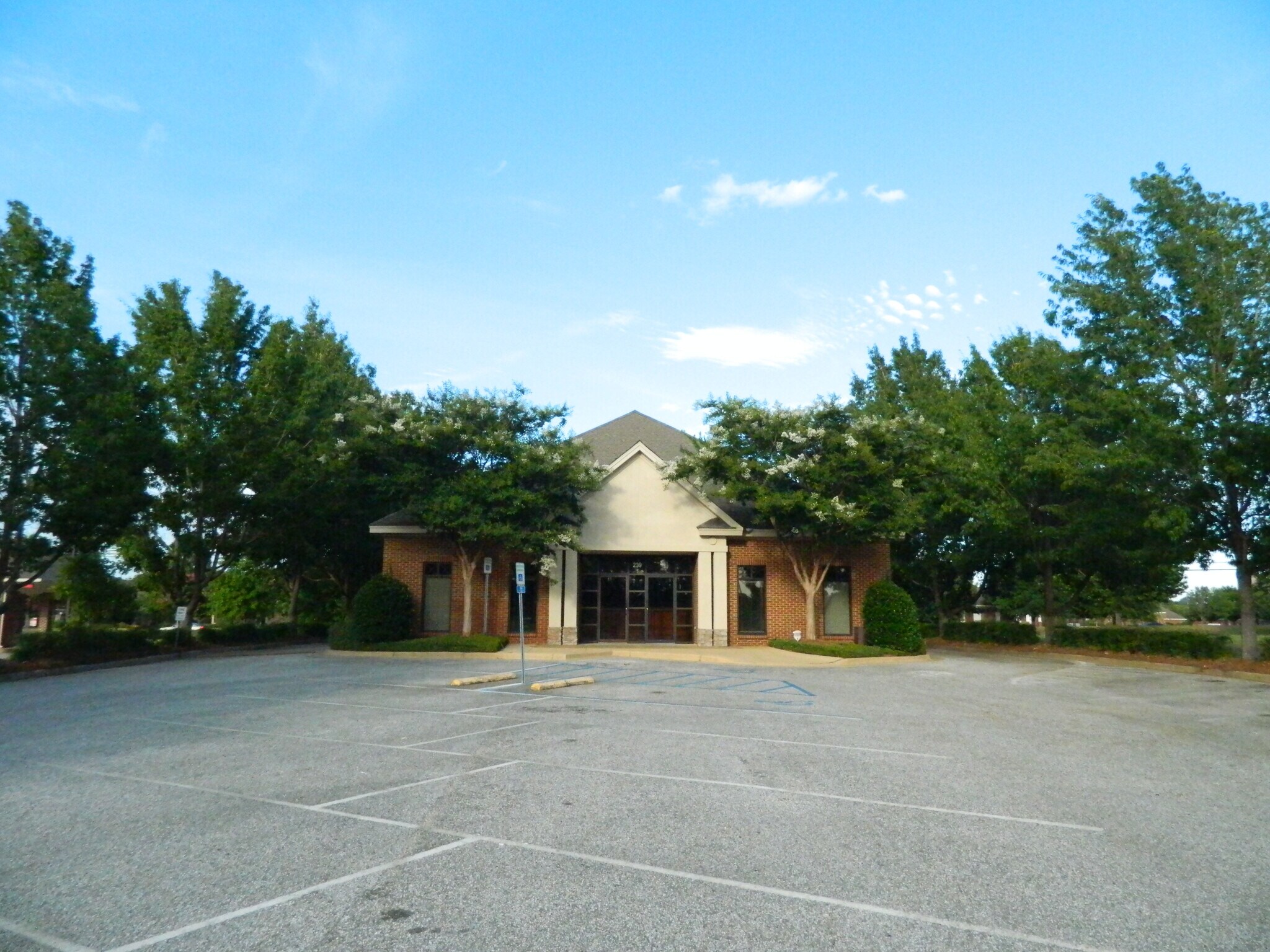 239 Mitylene Park Dr, Montgomery, AL for sale Primary Photo- Image 1 of 1