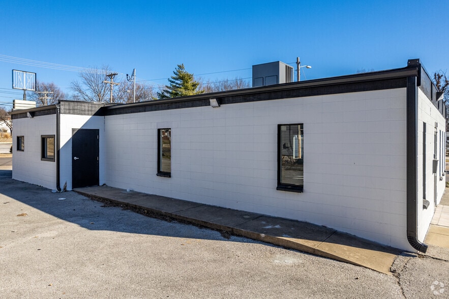 1131 N Grant Ave, Springfield, MO for lease - Building Photo - Image 3 of 12