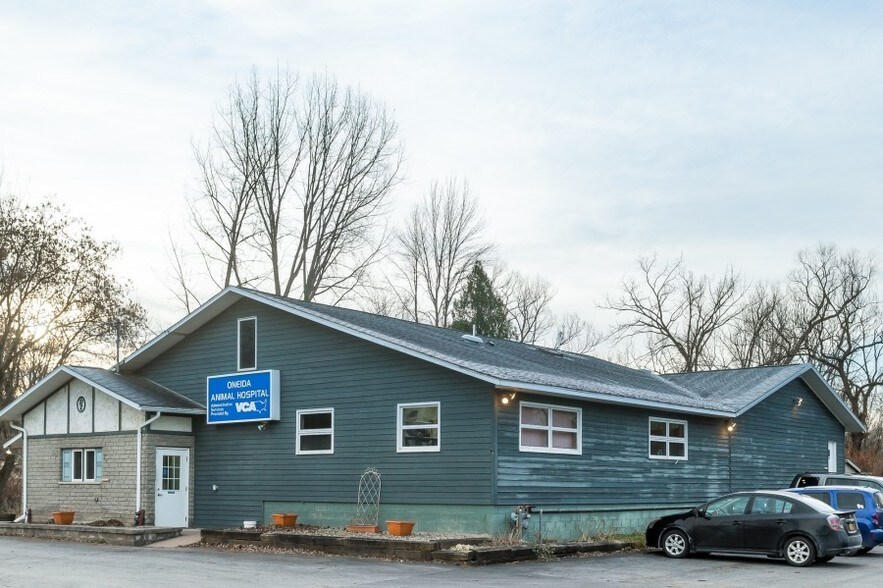 101 Genesee St, Oneida, NY for sale - Building Photo - Image 1 of 1