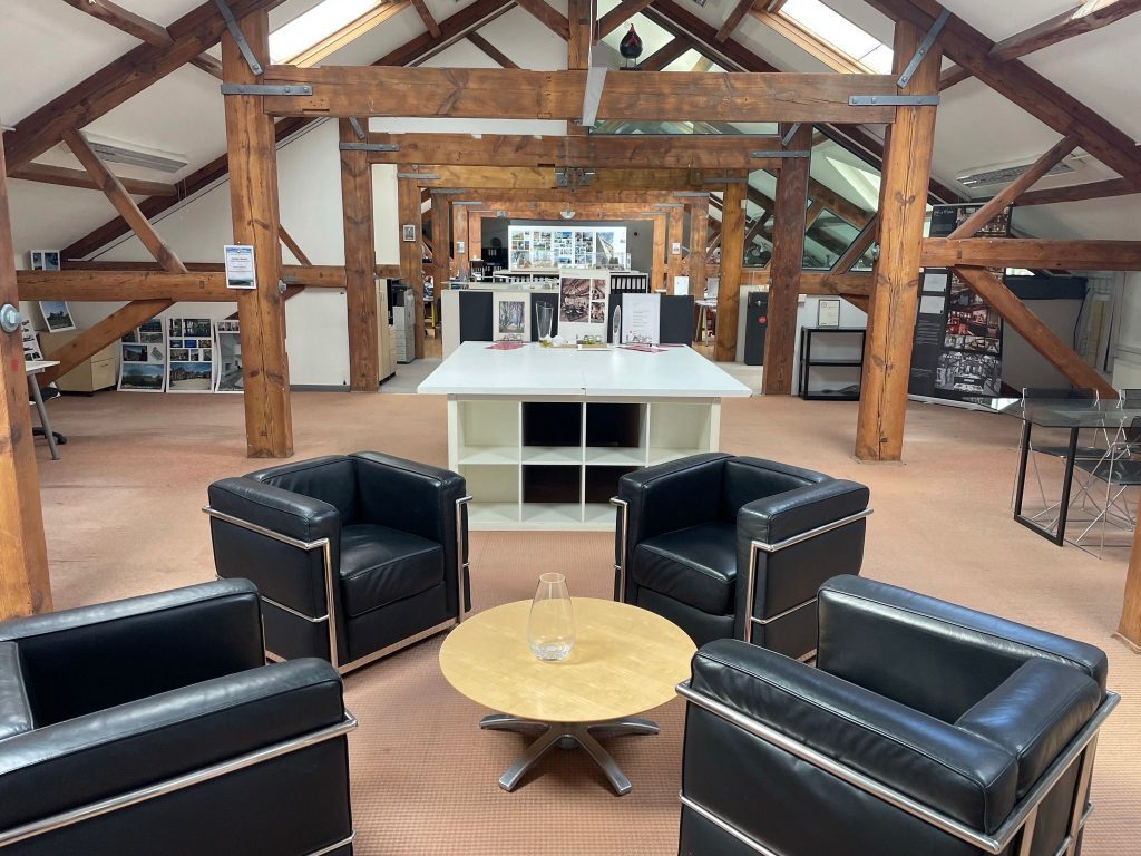 Castlegate, Malton for lease Interior Photo- Image 1 of 4