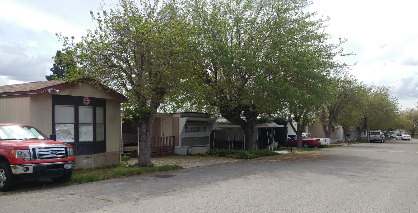 4103 Pioneer Dr, Bakersfield, CA 93306