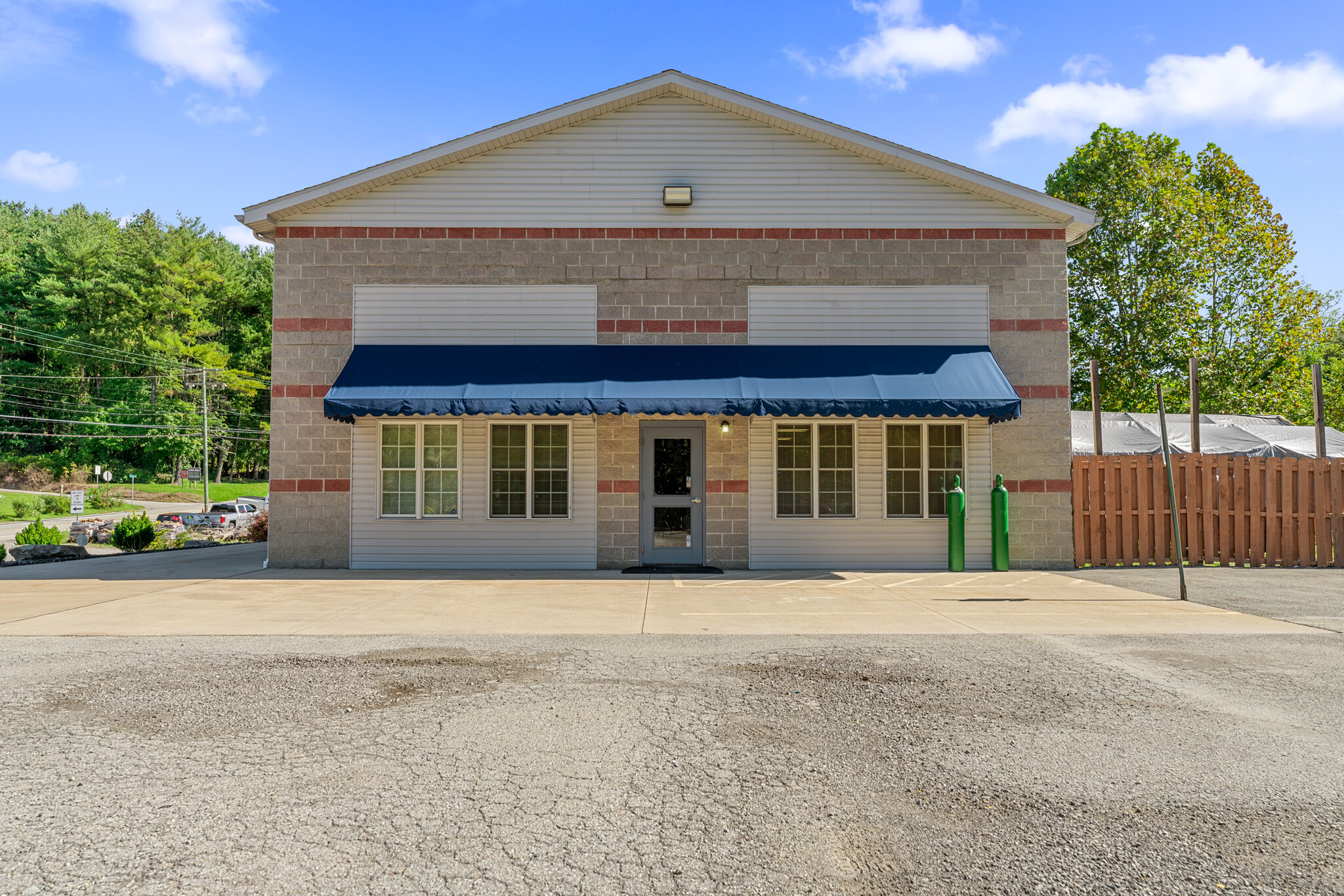 362 Manor Harrison City Rd, Harrison City, PA for sale Primary Photo- Image 1 of 1