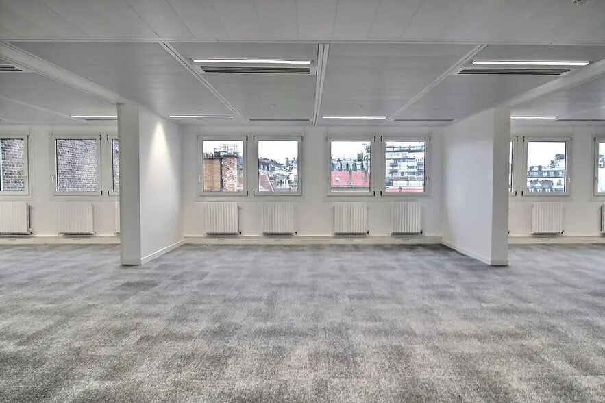 Office in Paris for lease - Interior Photo - Image 3 of 9