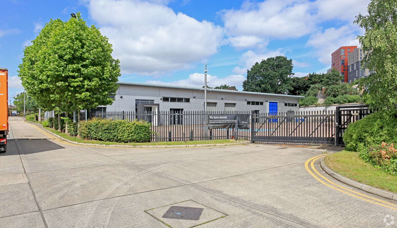 Victoria Rd, London, W3 6UU - Industrial for Lease | LoopNet