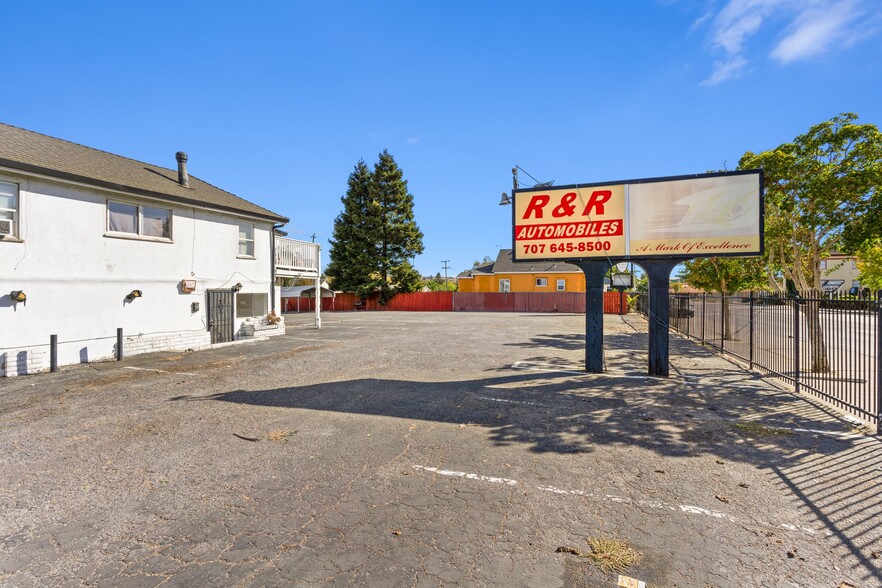 1706-1708 Sutter St, Vallejo, CA for sale - Building Photo - Image 3 of 27